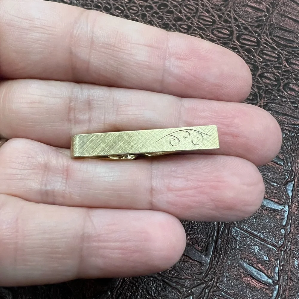 LN Swank tie clip gold tie bar vintage etched holiday Men’s jewelry gift